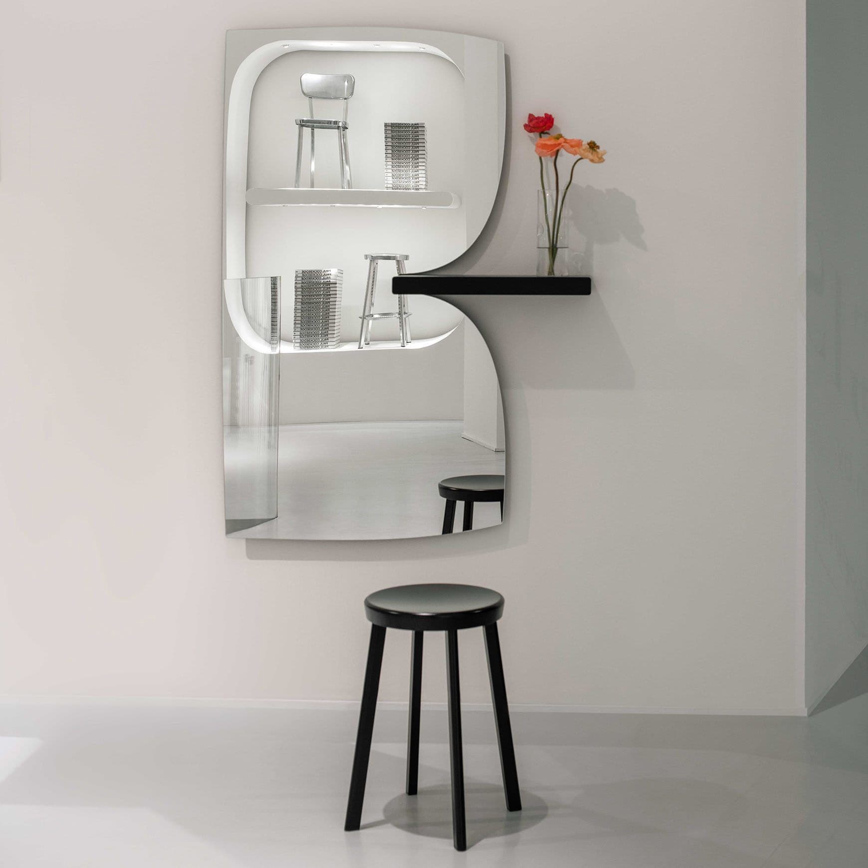 Magis, Decor