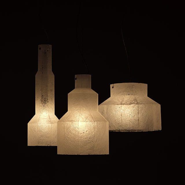 Mogg, Lighting